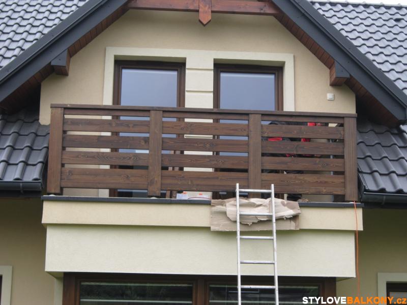 balkon dřevěný